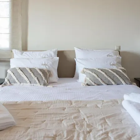 Sarri By Sarris Winery